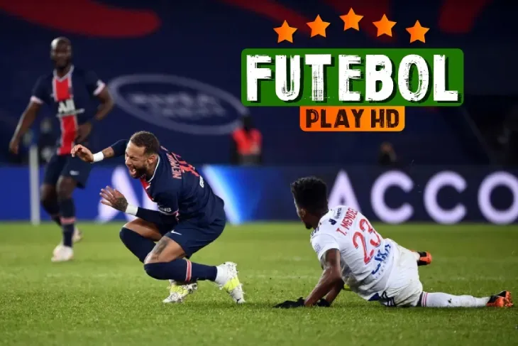 Logo Futebol Play HD sobre lance de Neymar, do PSG, caindo após dividida com jogador do Lyon, capa do FuteplayHD